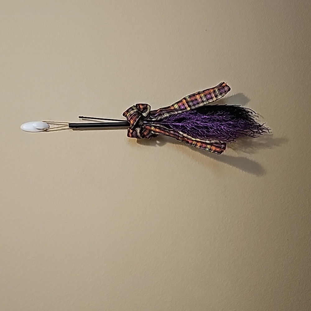 NWT Wreath & Hanger